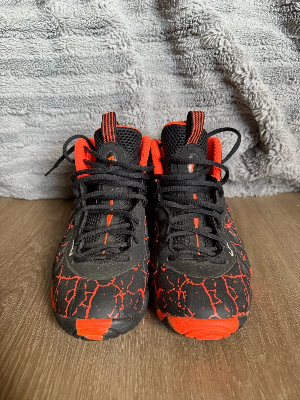 Nike Men’sBlack and Orange Foamposite-Style Sneakers
